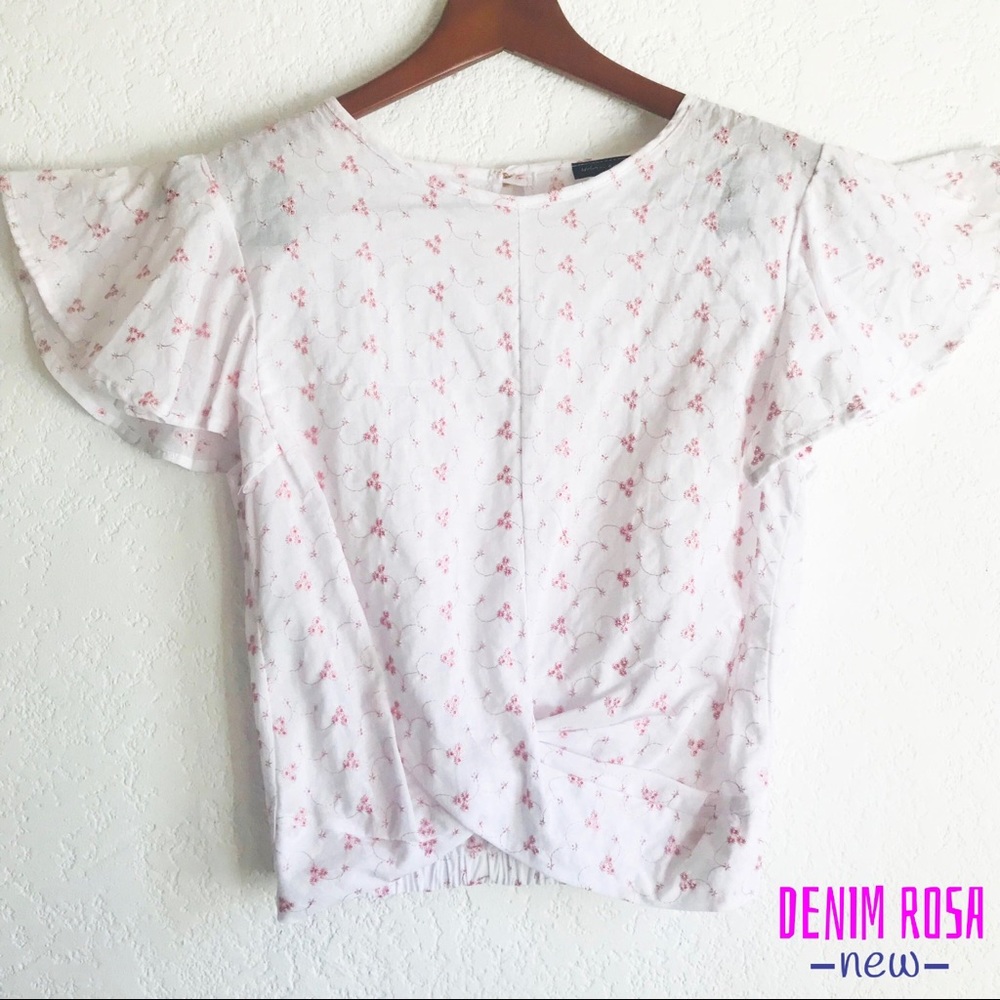 New crinkled twist-front top 🌸